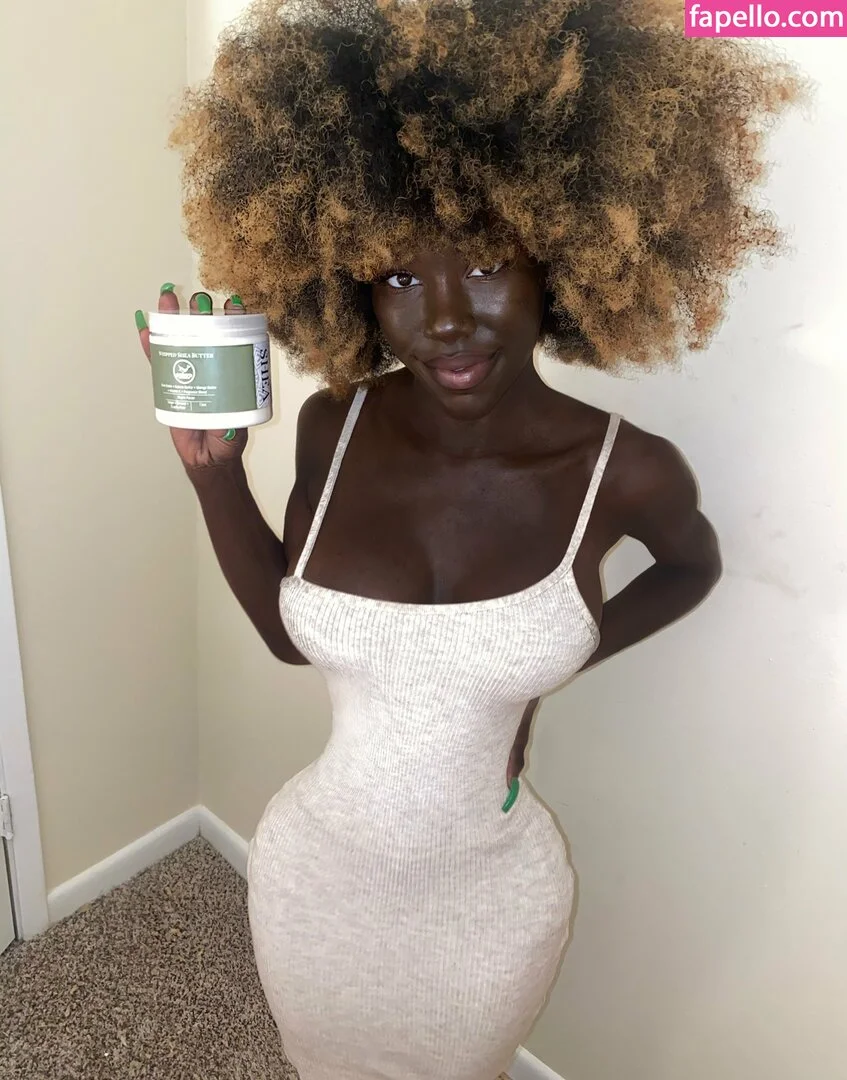 Lazelle Doll Onlyfans Photo Gallery 