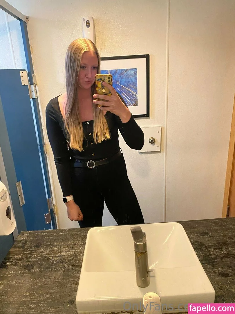 its-kt Onlyfans Photo Gallery 