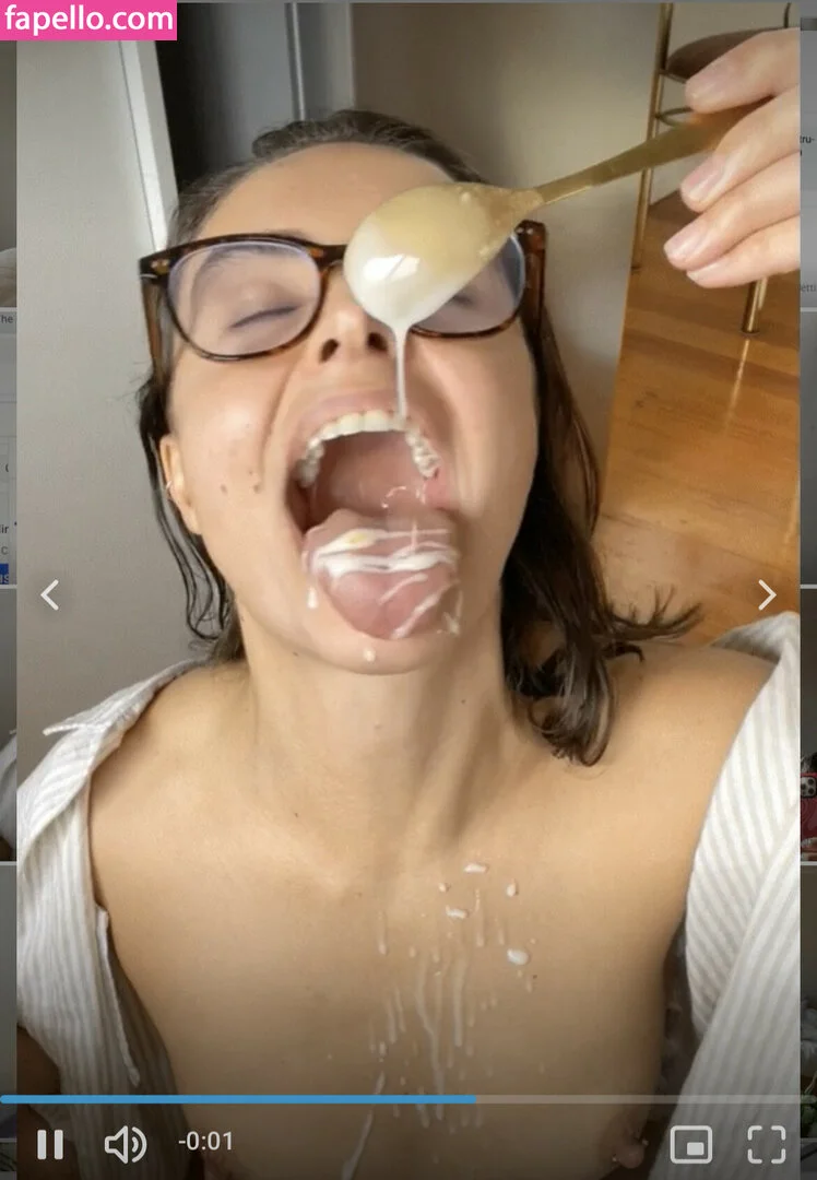 Ella Nicoletti Onlyfans Photo Gallery 