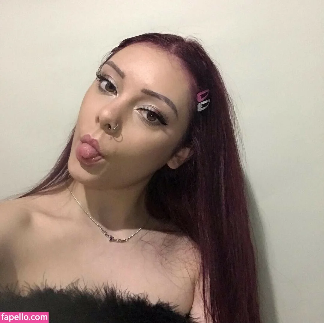 2bratty Onlyfans Photo Gallery 