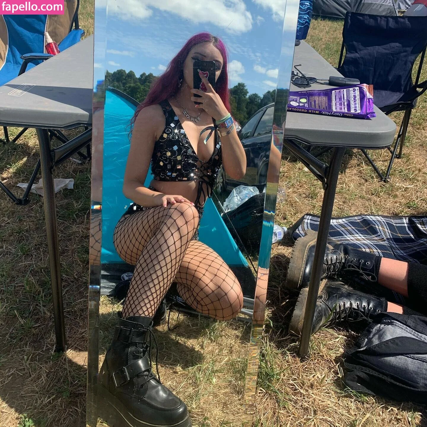 2bratty Onlyfans Photo Gallery 