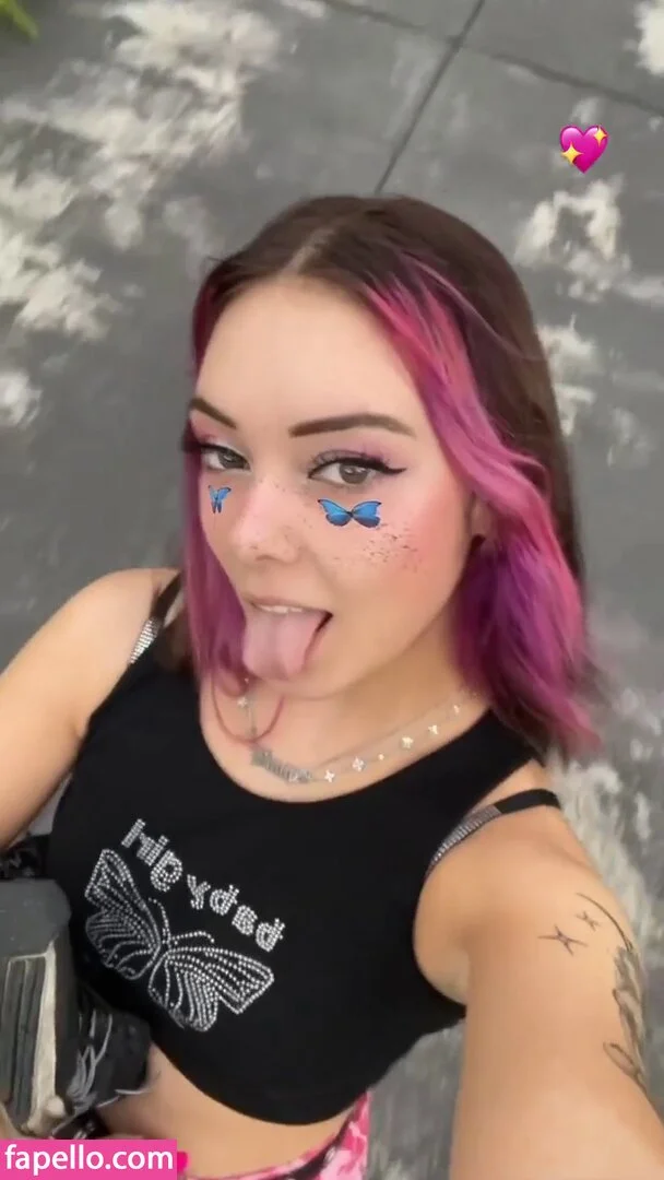 2bratty Onlyfans Photo Gallery 