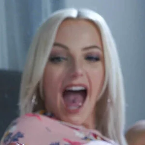 Ria Rose Onlyfans Photo Gallery 