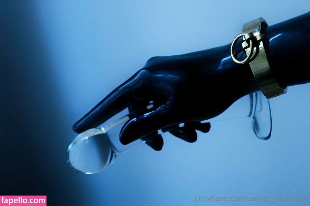 sainte_nitouche Onlyfans Photo Gallery 