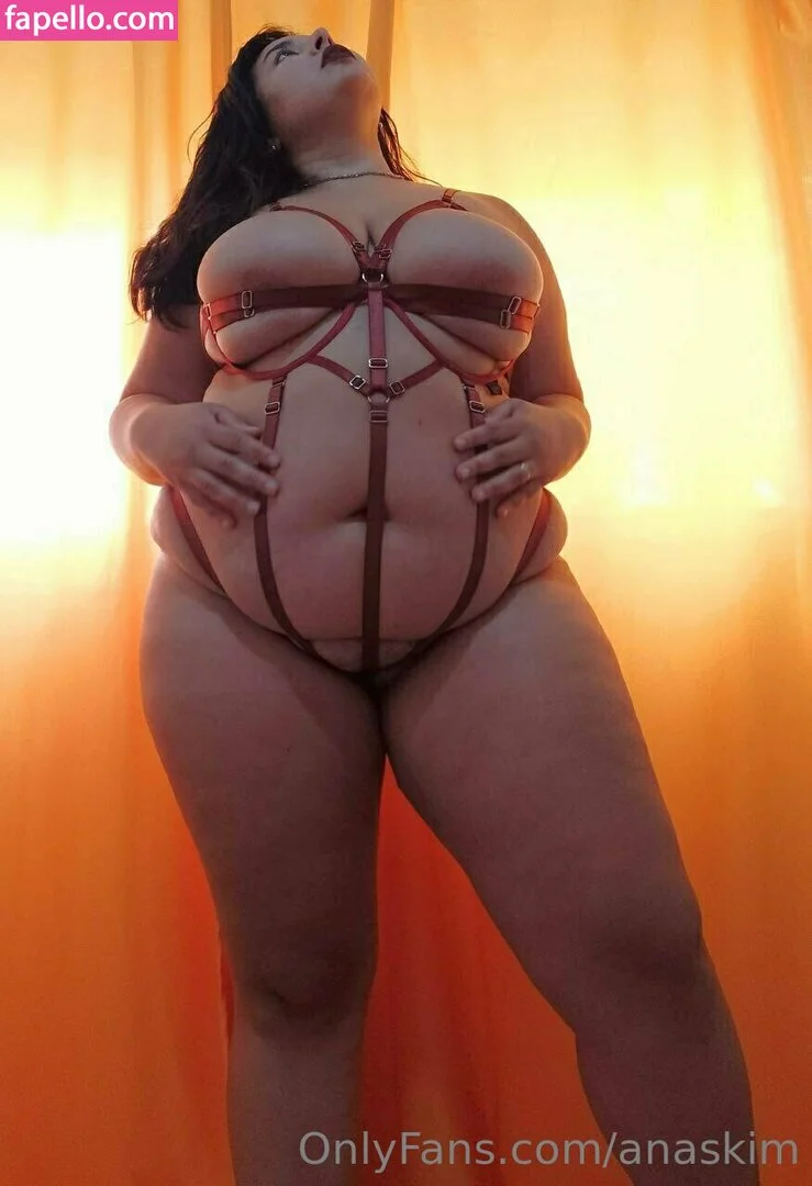 anaskim Onlyfans Photo Gallery 