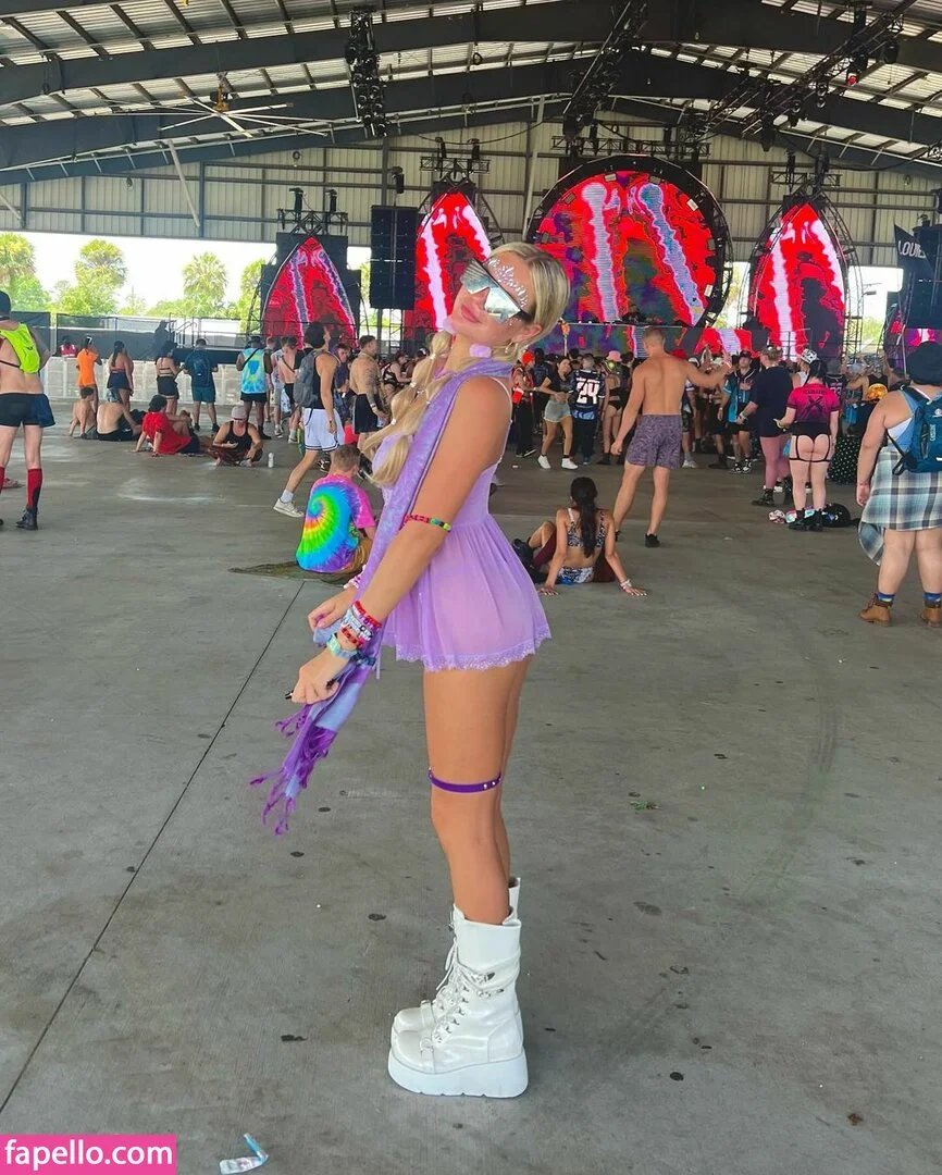 Kyla Deaver Onlyfans Photo Gallery 