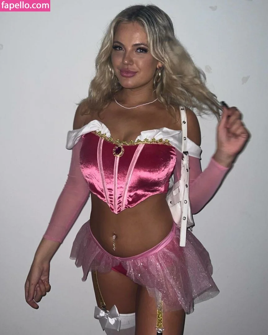 Kyla Deaver Onlyfans Photo Gallery 