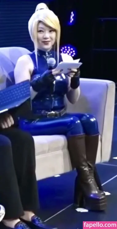 Vampybitme Onlyfans Photo Gallery 