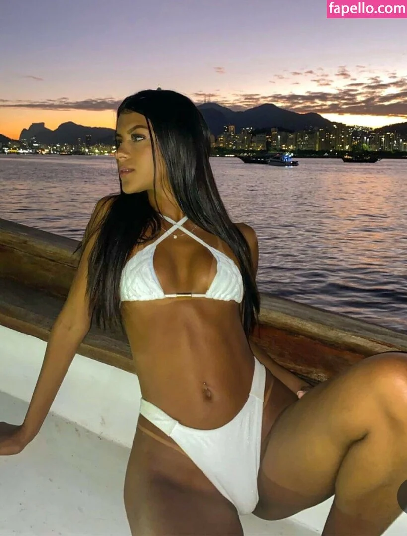 Victoria Maciel Onlyfans Photo Gallery 