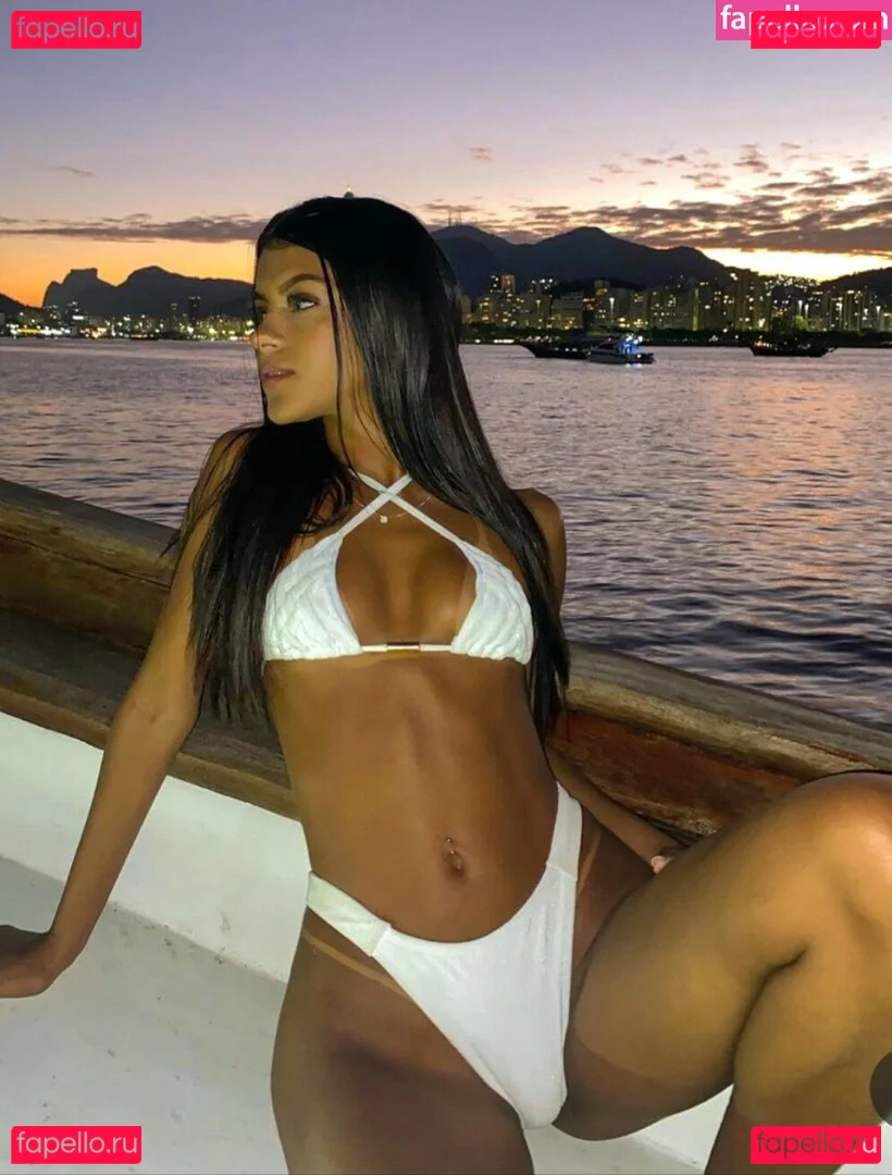 Victoria Maciel Onlyfans Photo Gallery 