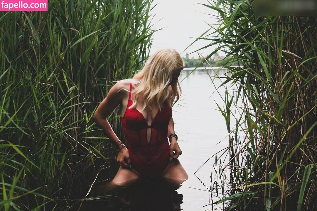 Jennifer.bhm Onlyfans Photo Gallery 