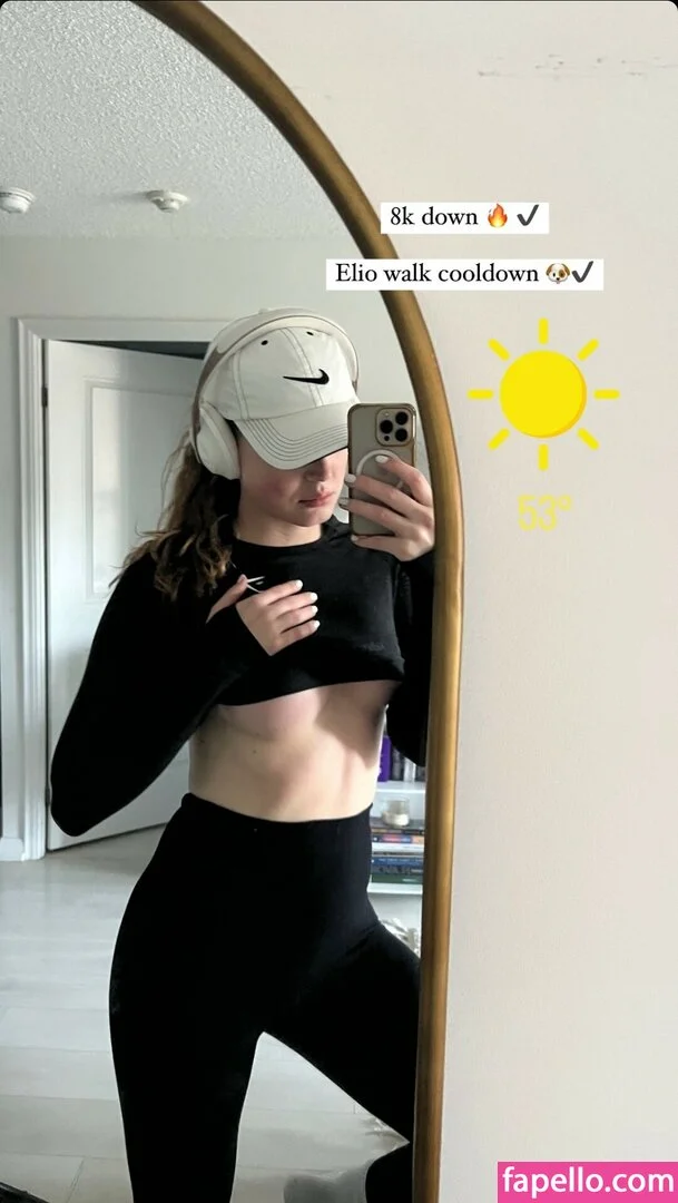 Maya V Henry Onlyfans Photo Gallery 