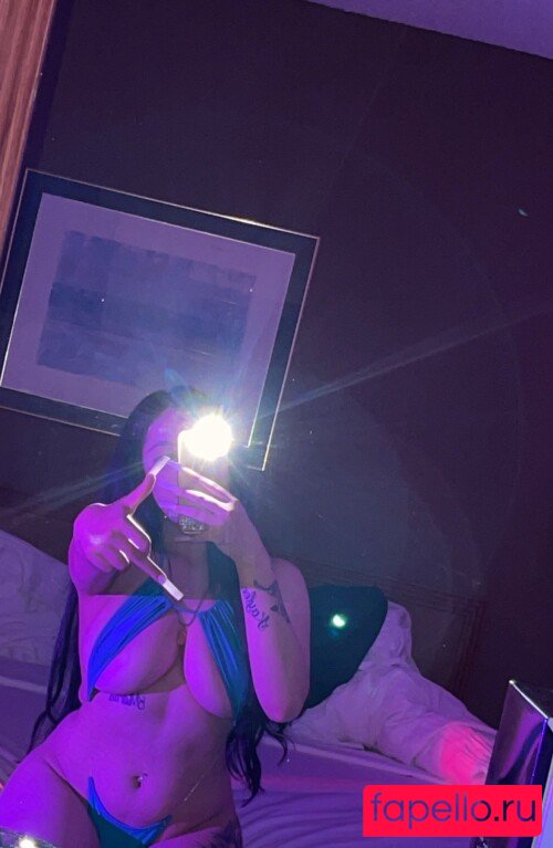 creammsodaa Onlyfans Photo Gallery 