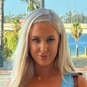 __ninaraee Onlyfans Photo Gallery 