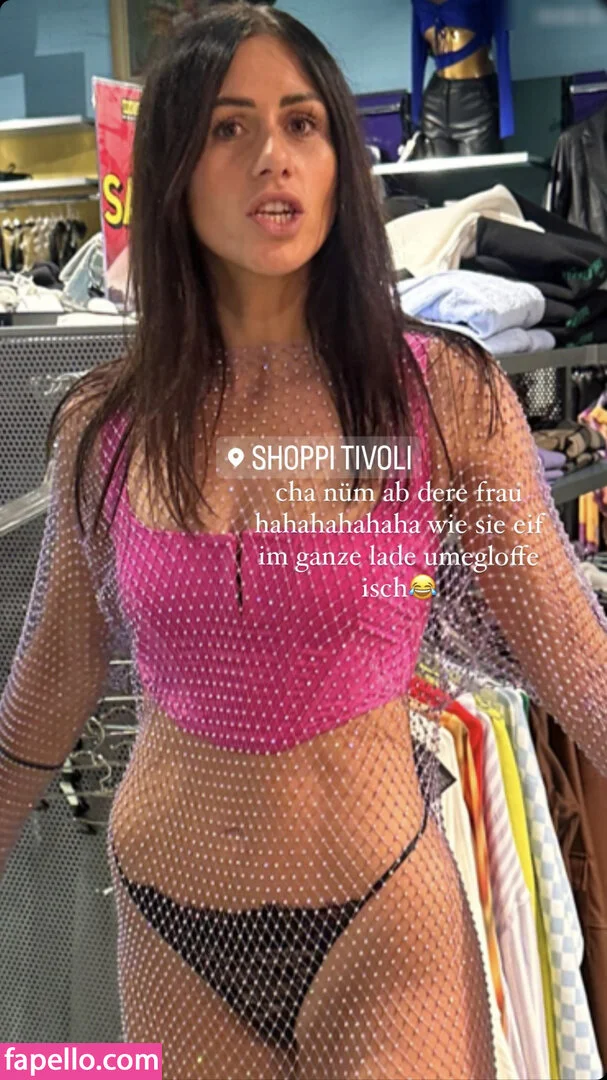 Dara Masi Onlyfans Photo Gallery 