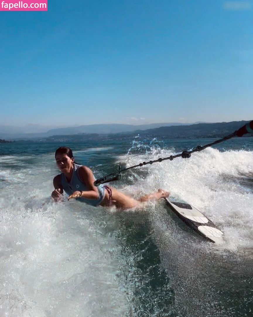 Dara Masi Onlyfans Photo Gallery 