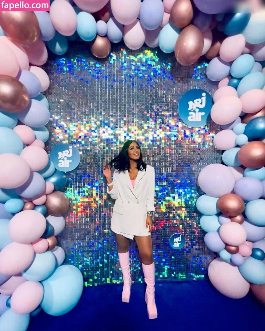 Dara Masi Onlyfans Photo Gallery 