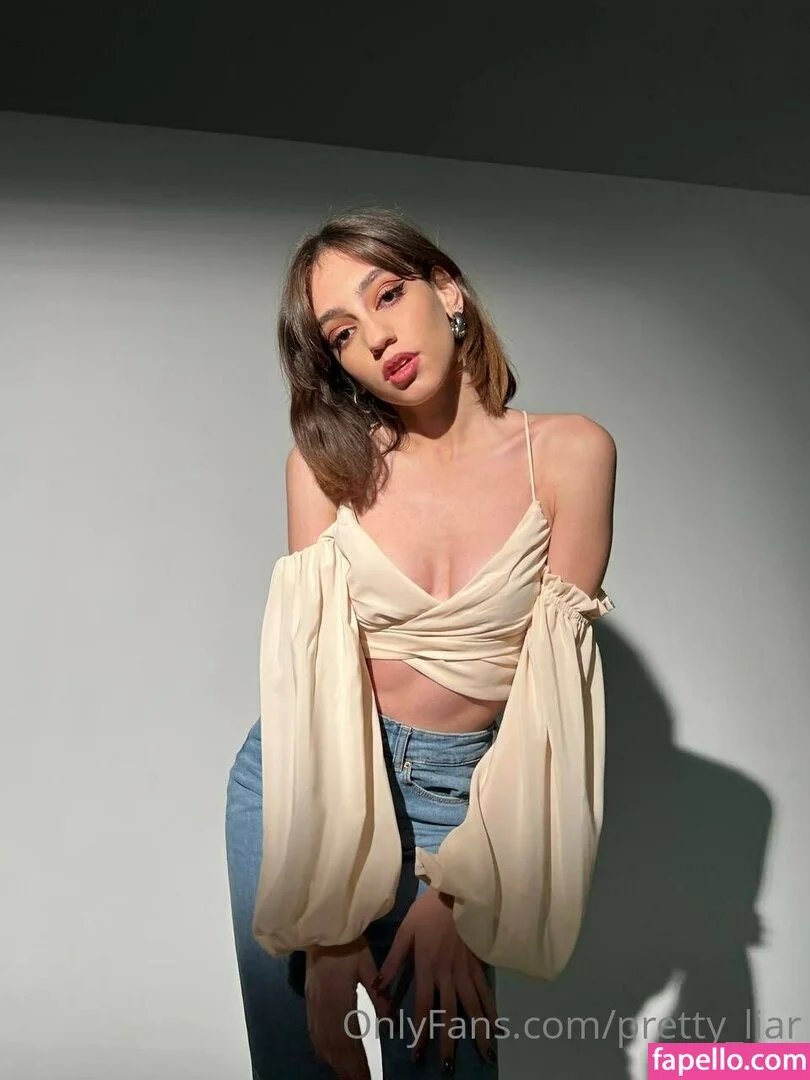 pretty_liar Onlyfans Photo Gallery 