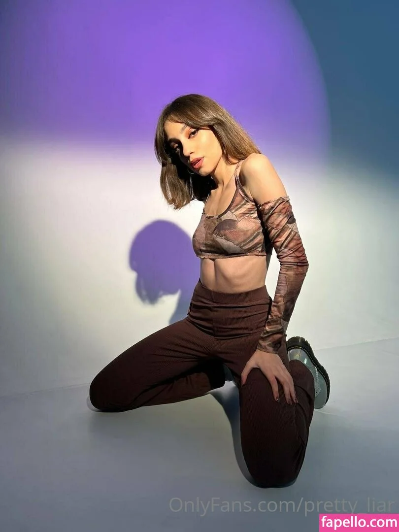 pretty_liar Onlyfans Photo Gallery 