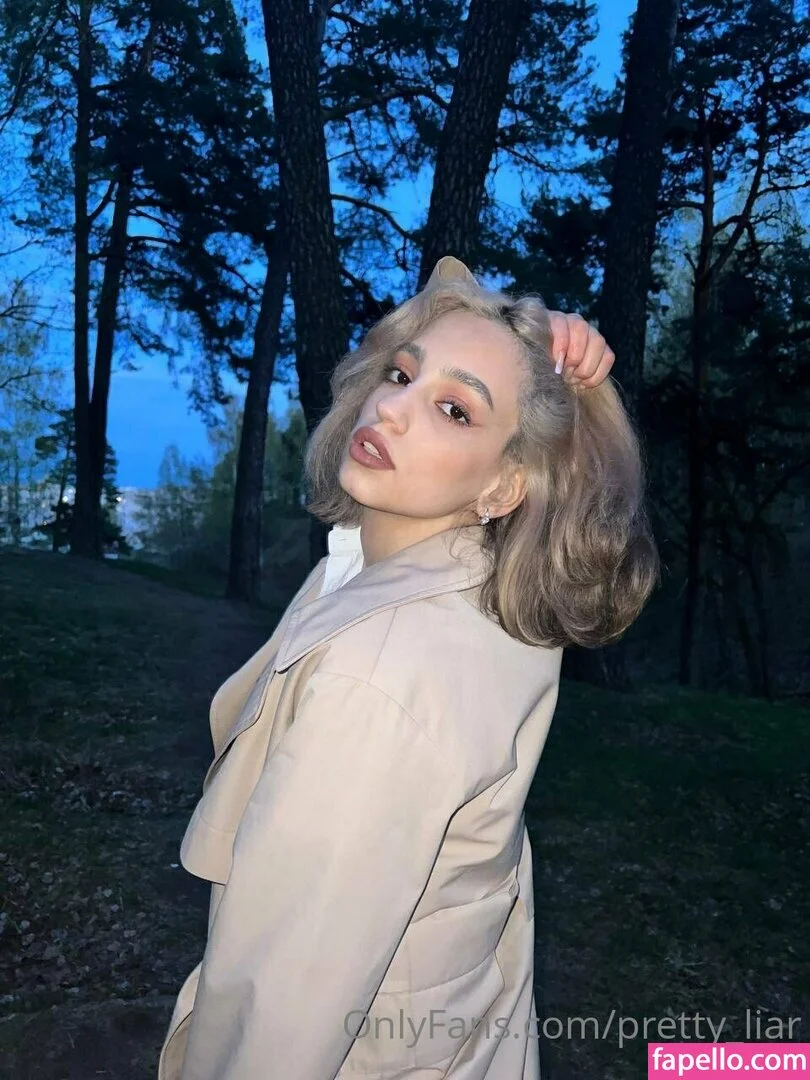 pretty_liar Onlyfans Photo Gallery 