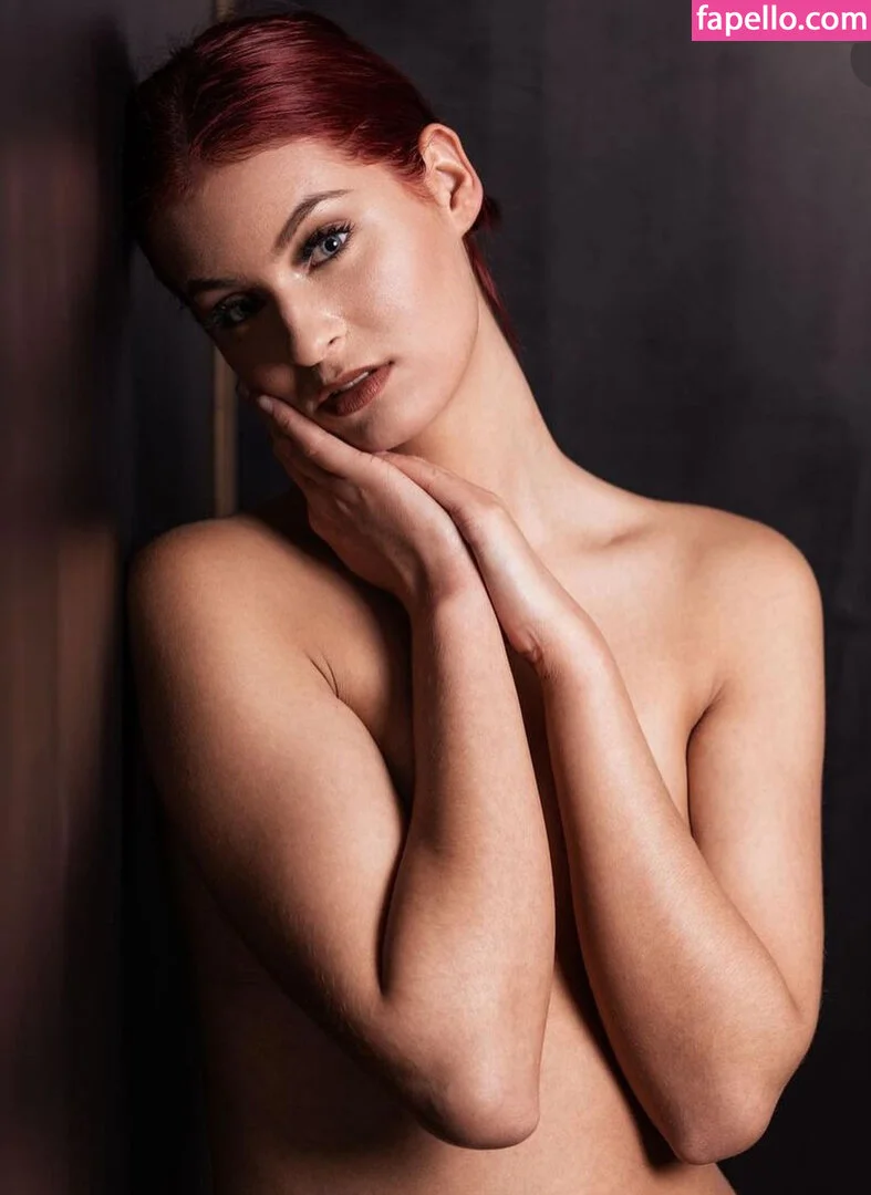 Lena Lischewski Onlyfans Photo Gallery 