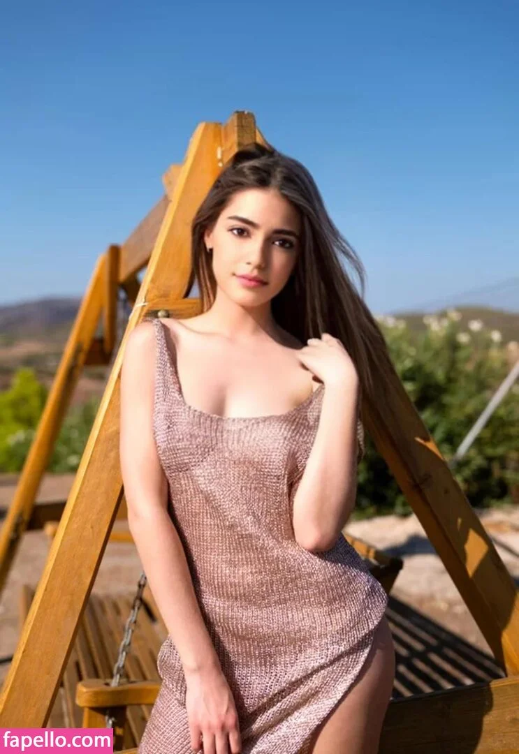 laraahf7 Onlyfans Photo Gallery 