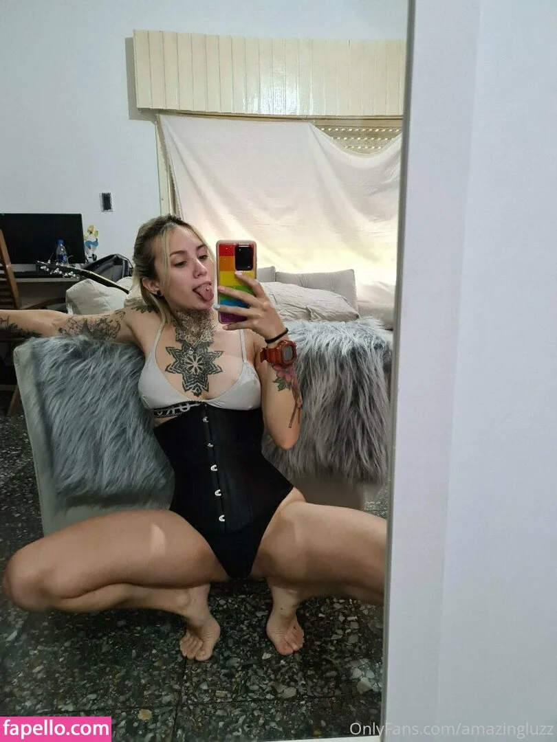 luzzchan Onlyfans Photo Gallery 