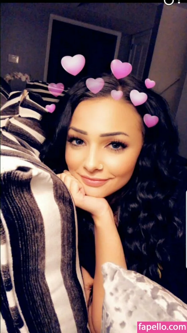 amalzd Onlyfans Photo Gallery 