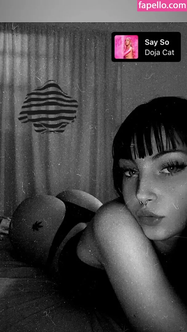 Juarosso Onlyfans Photo Gallery 