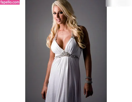 Maryse Onlyfans Photo Gallery 