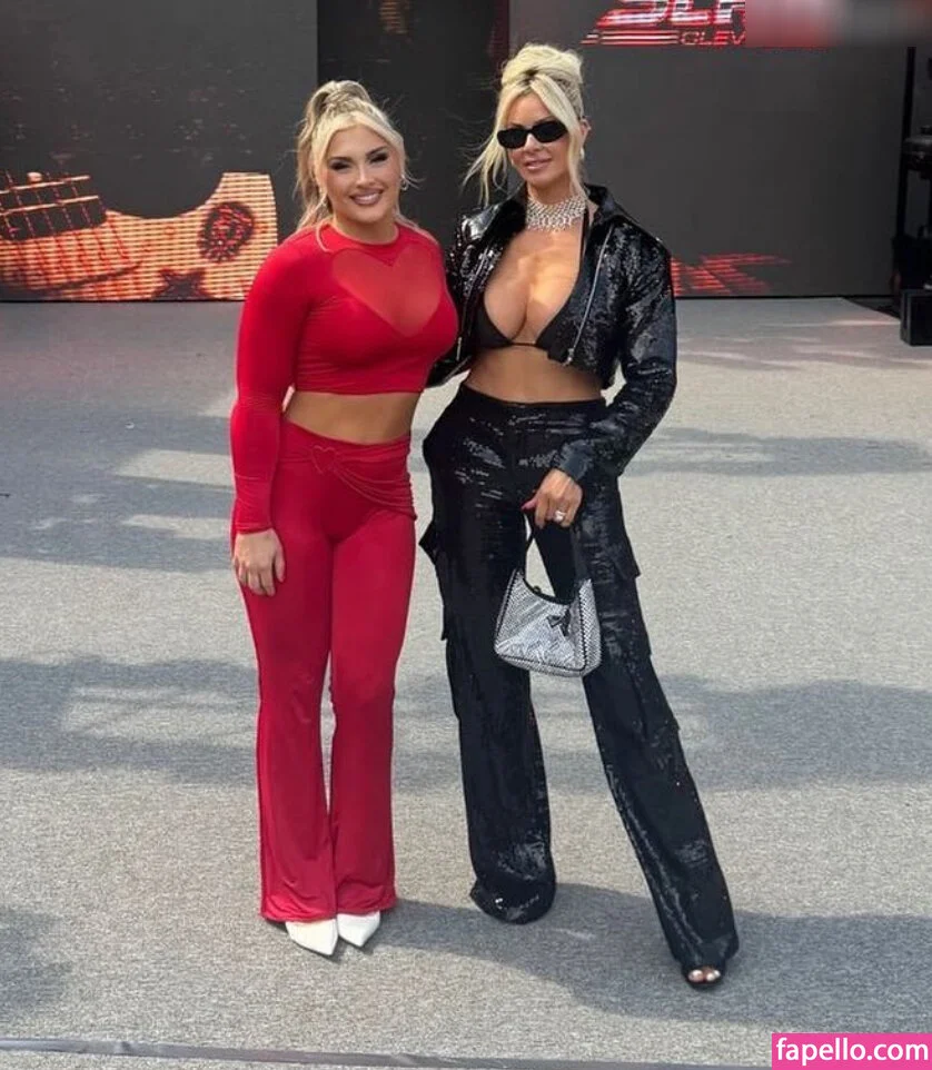 Maryse Onlyfans Photo Gallery 