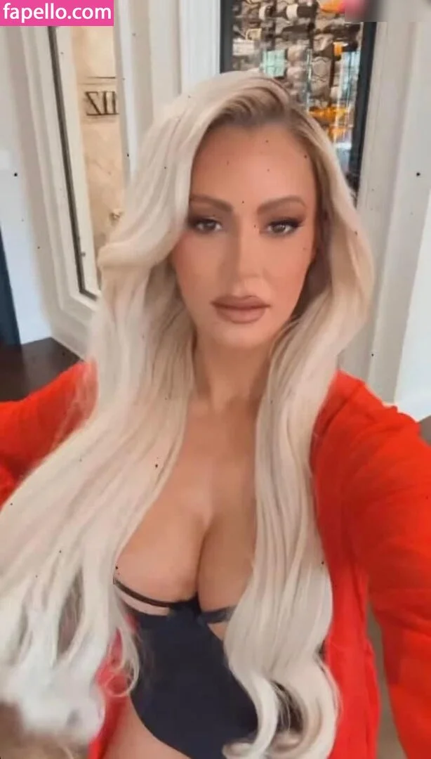 Maryse Onlyfans Photo Gallery 