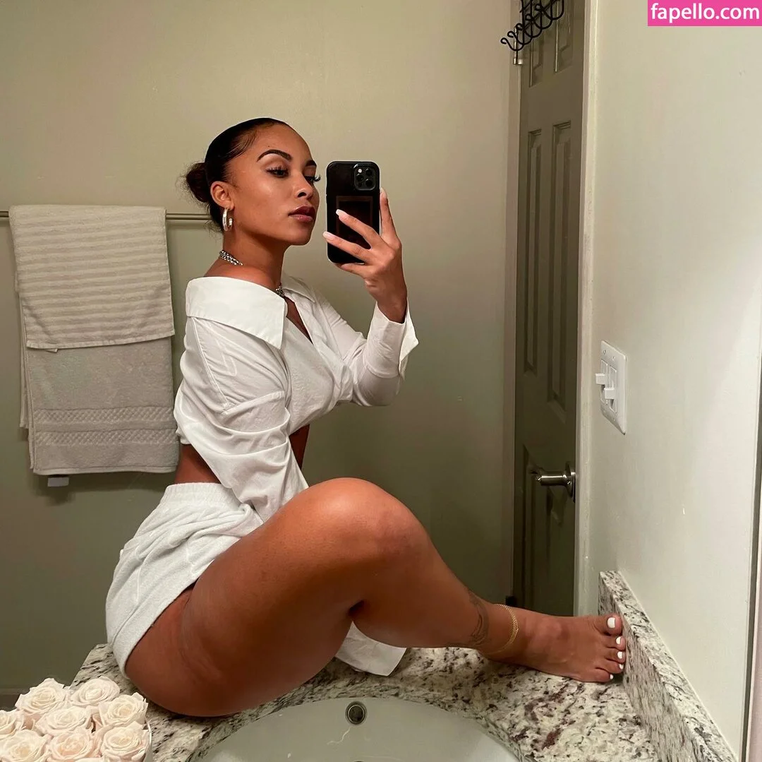 janellee.__ Onlyfans Photo Gallery 