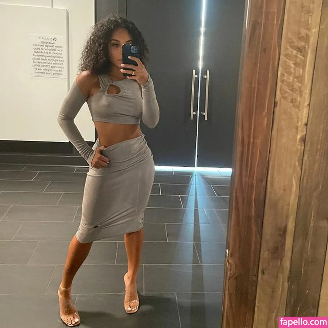 janellee.__ Onlyfans Photo Gallery 