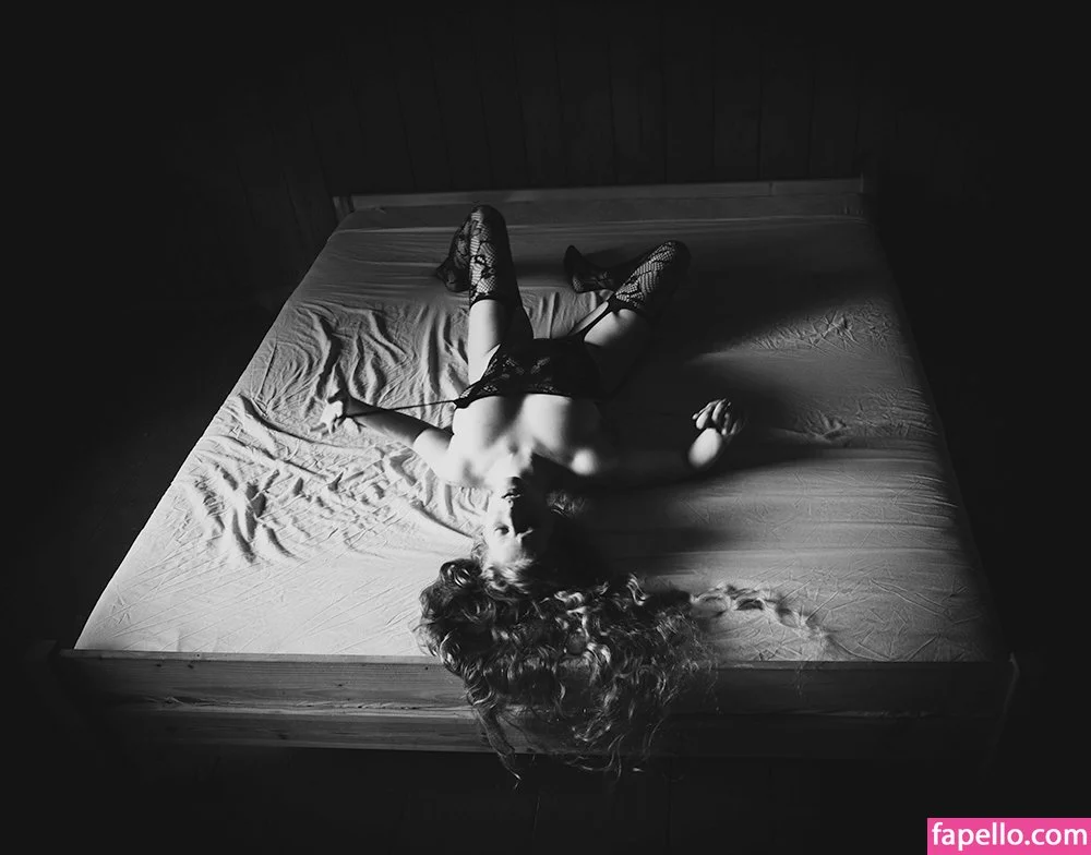 thinloth Onlyfans Photo Gallery 