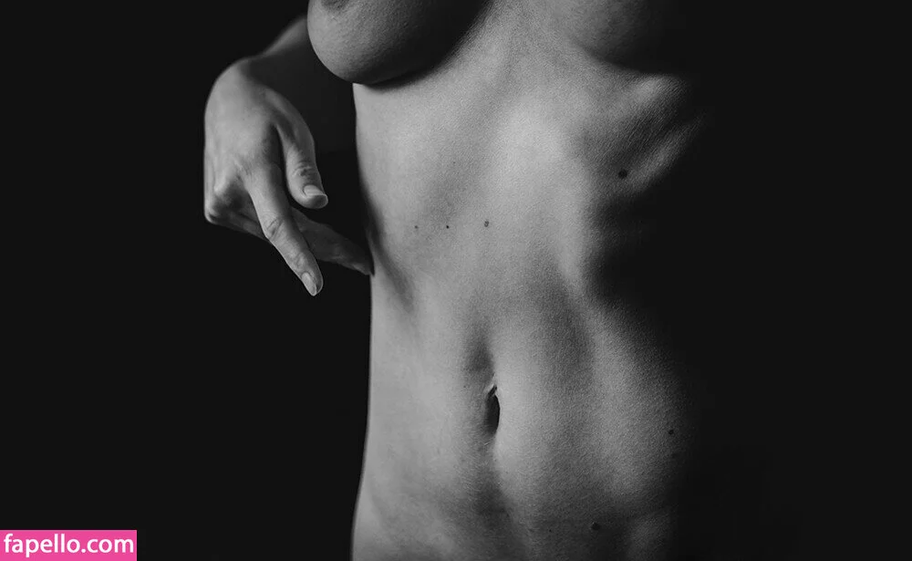 thinloth Onlyfans Photo Gallery 