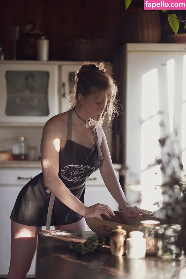 thinloth Onlyfans Photo Gallery 