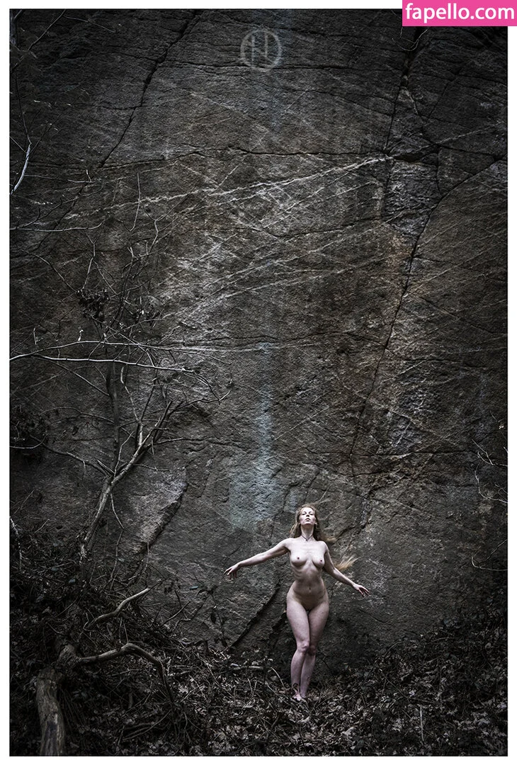 thinloth Onlyfans Photo Gallery 