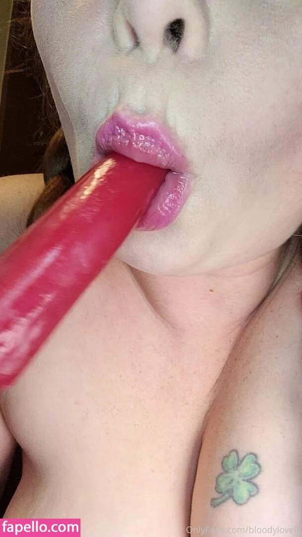 bloodylovely Onlyfans Photo Gallery 