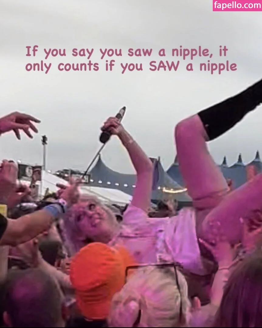 Izzy Phillips Onlyfans Photo Gallery 