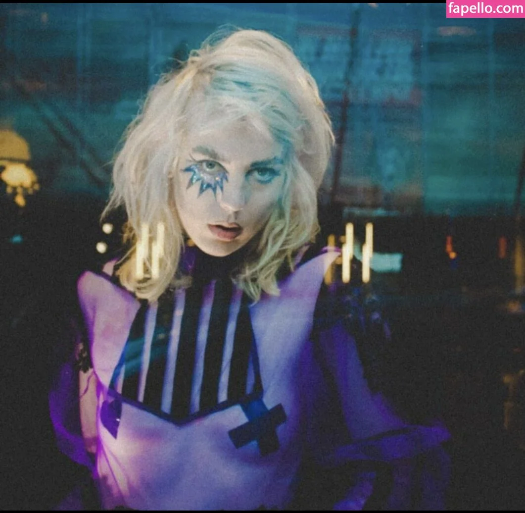 Izzy Phillips Onlyfans Photo Gallery 