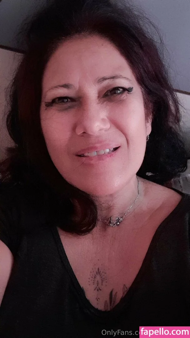 adryannax Onlyfans Photo Gallery 