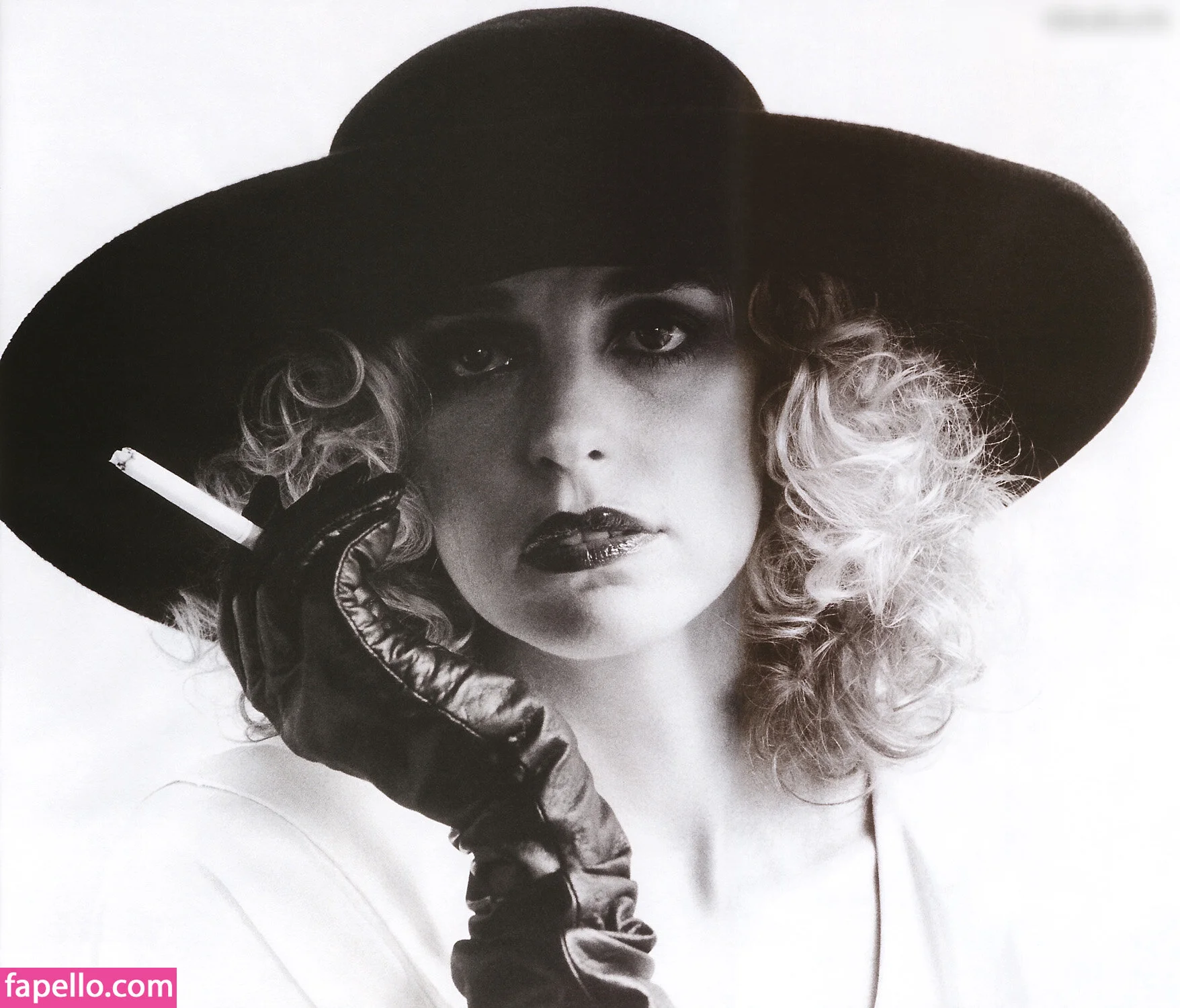 Nina Hoss Onlyfans Photo Gallery 