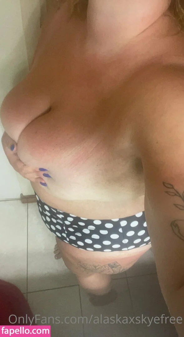 alaskaxskyefree Onlyfans Photo Gallery 