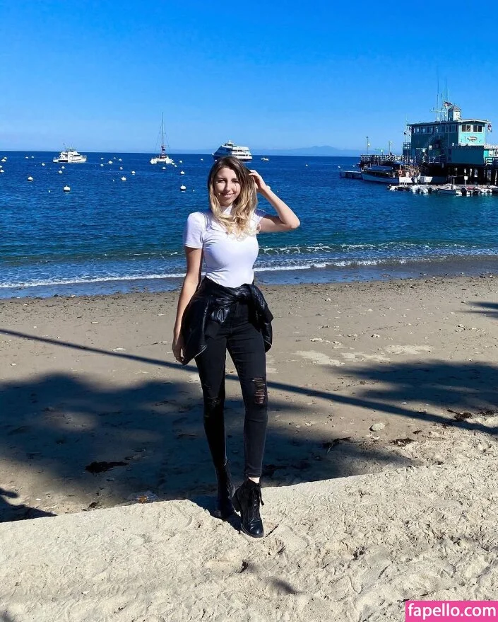 Abigail Cristea Onlyfans Photo Gallery 