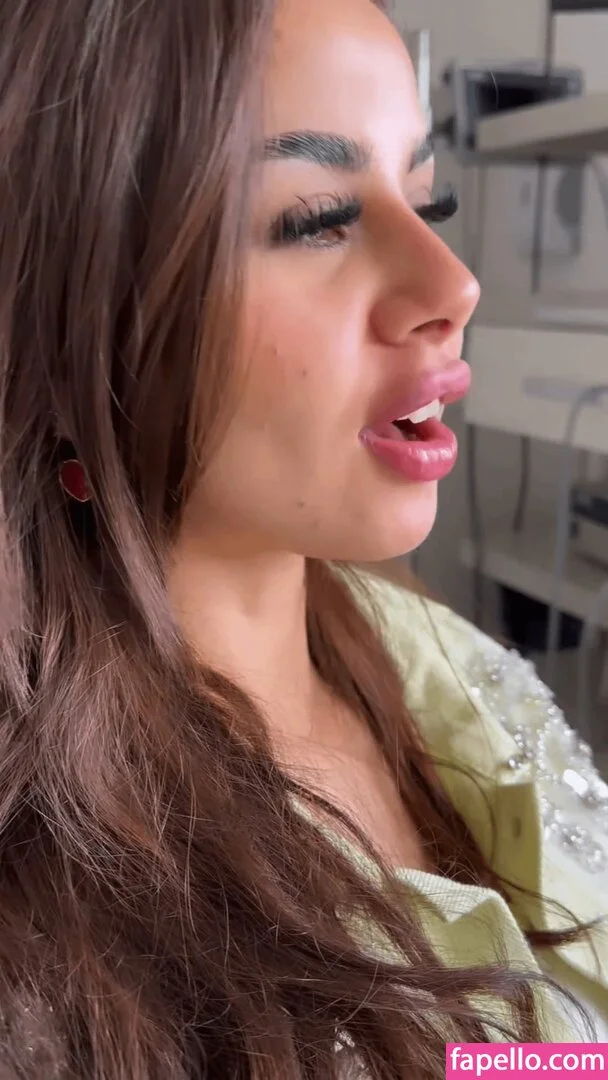 Menna Arafa Onlyfans Photo Gallery 