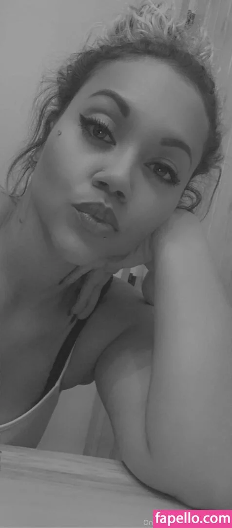 nickole1022 Onlyfans Photo Gallery 