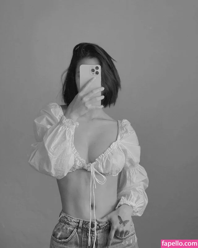 Criselda Alvarez Onlyfans Photo Gallery 