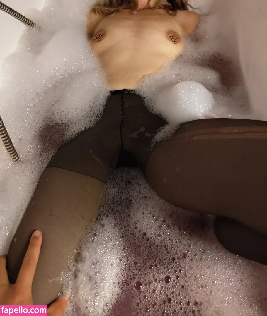 hislittlefreak Onlyfans Photo Gallery 