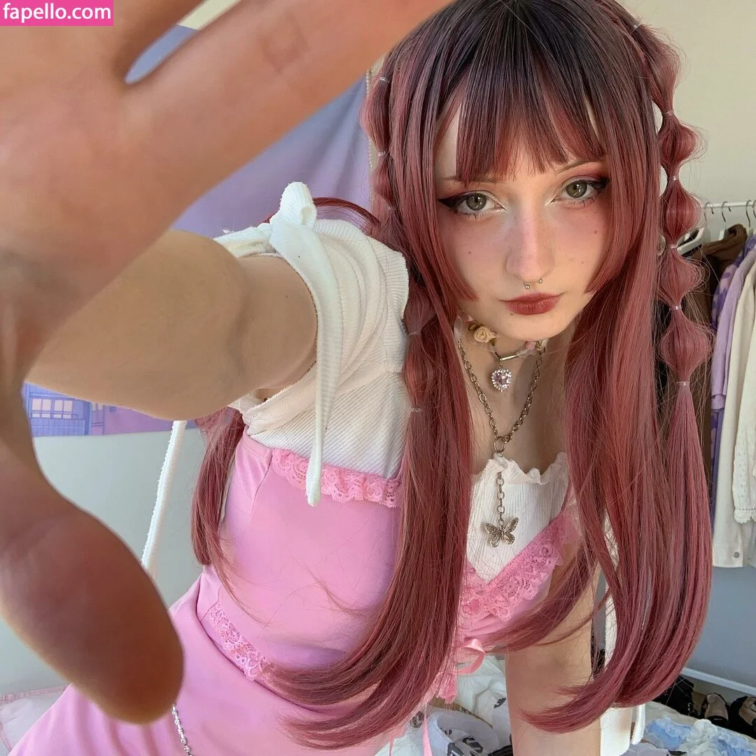 mirukurum Onlyfans Photo Gallery 